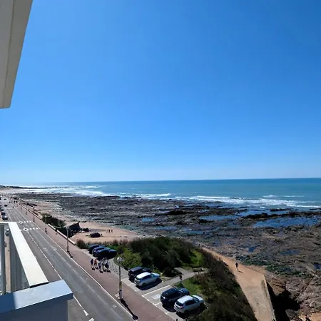 Vue Panoramique Avec Balcon, Emplacement Ideal *