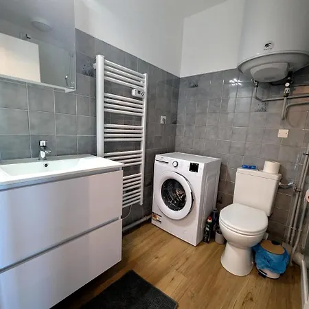 Vue Panoramique Avec Balcon, Emplacement Ideal *